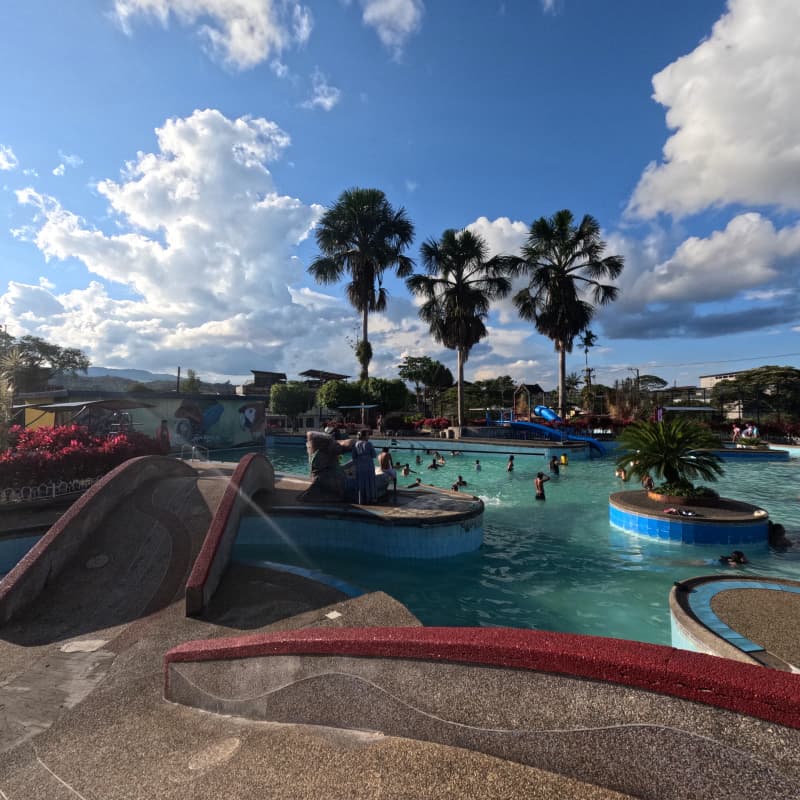 Piscina al aire libre tipo playa